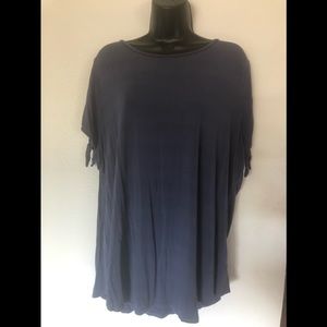 Blue, short peek a boo sleeve top